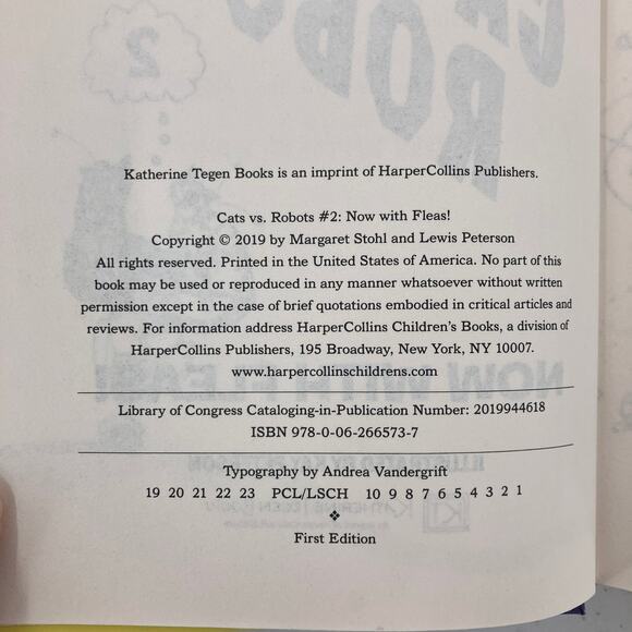 Cats Vs. Robots Now With Fleas Margaret Stohl Lewis Peterson Hardcover Book - Picture 5 of 7